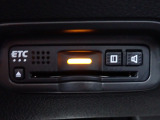 ■【ETC車載器】が装備されています。セットアップをしてお渡しとなり、ETCカードを差し込むだけで高速道路の利用が可能です。