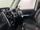家族使いに嬉しい&ldquo;両側電動スライドドア&rdquo;。狭い駐車場でも安心して乗り降りできます。