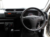 運転席に座ると☆こんな感じです♪