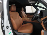長時間の運転でも疲れにくいシートです。