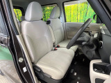 運転席シート廻りは使用感も少なく、良好な状態となっています。丁寧に使われていたことがよくわかりますね。