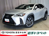 レクサスならではの上質さと、Fスポーツ専用のスポーティな仕立てが魅力の一台です