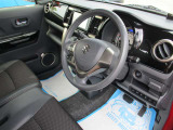 安心の保証内容。未使用車は「3年または6万km」まで、中古車は「1ヶ月または1千km」まで無償保証。延長保証もございますので、詳しくはスタッフまで。