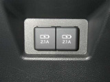【充電用USB端子】デバイスの充電に便利です。※実際の接続端子は写真で確認or店舗までご気軽にお問合せください♪
