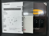 スマートキーは鍵をバッグに入れたままでもドアロックの開閉やエンジンのON・OFFができます。夜間や雨の日も鍵を探さなくて良いので便利です。