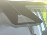【トヨタセーフティセンス】走行中に前方の車両等を認識し、衝突しそうな時は警報とブレーキで衝突回避と被害軽減をアシスト。より安全にドライブをお楽しみいただけます。