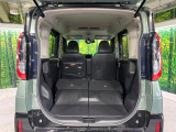 普段のお買い物や通勤、送迎等に十分な荷室スペースを確保しております。セカンドシートを倒すと、大きな荷物の積載も可能です♪