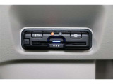 スッキリ装着されたビルトインタイプのETC!高速道路走行の料金所をノンストップで通過できます。※ ETCカードのお申し込みも当社にお任せ下さい!