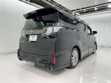 沢山乗れるのがこの車の魅力!2台で移動しないと・・・なんて時もこの車なら1台で!大活躍です♪