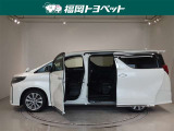 両側パワースライドドア付きだから、狭い駐車スペースなどでの 乗り降りラクラク!小さなお子さまのいるご家庭には嬉しい装備。