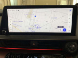 充実のオーディオ&ビジュアル機能にセンター通信型コネクティッドナビにも対応。詳細は販売店スタッフまでおたずねください。