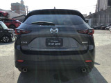 美しさは欧州車に引けを取らないリアビューのデザイン★