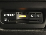 【ETC車載器】もはや必須アイテムのETCを搭載!高速道路のご利用時にとても便利!わずらわしい料金所での現金支払いが不要となりスムーズに通過できます♪