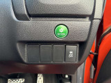 【VSC】横滑り防止装置(VDC/ESC)は、急なハンドル操作や滑りやすい路面で車両の横滑りを検知・抑制。安定した走行をサポートし、安全性を高めます。