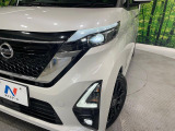 【LEDヘッドライト】悪天候や夜間走行時も良好な視界を確保し安心して運転できる高輝度LEDヘッドライトを装備!点灯速度が早く、消費電力も抑えられています。