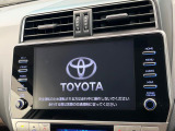 【メーカー純正ナビ】インテリアに溶け込むスタイリッシュな「専用設計」メーカーナビを装備♪視認性や操作性など基本性能にも優れ、より上質なカーライフをお楽しみいただけます。