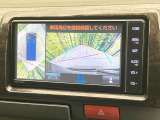 【パノラミックビューモニター】専用のカメラにより、上から見下ろしたような視点で360度クルマの周囲を確認することができます☆死角部分も確認しやすく、狭い場所での切り返しや駐車もスムーズに行えます。