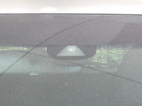 【ホンダセンシング】走行中に前方の車両等を認識し、衝突しそうな時は警報とブレーキで衝突回避と被害軽減をアシスト。より安全にドライブをお楽しみいただけます。