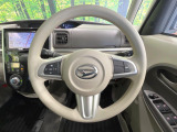 インテリアに合わせたデザインのステアリングは、運転される方のことも考え、運転しやすい形状、大きさです。是非一度、実際に触ってお確かめください。