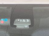 【トヨタセーフティセンス】走行中に前方の車両等を認識し、衝突しそうな時は警報とブレーキで衝突回避と被害軽減をアシスト。より安全にドライブをお楽しみいただけます。