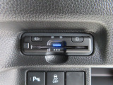 『ETC搭載』 高速利用時に便利なETCを搭載しております。高速道路での利用がスムーズになります!これで長旅も楽々♪納車時にセットアップをさせていただきますので、カードを差し込むだけでご利用いただけま