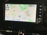 純正ナビを装備。タッチパネル式で使いやすく、お出かけもラクラクです。