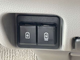 中古車は新車とは違い似たようなお車は当然ありますが、ご覧頂いているお車一点物となります。迷っているうちに売れてしまった〜なんてお話も多々ありますので、気になったらまずはご連絡を!