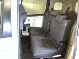 ゆとりある広々とした車内空間は、ドライブを始め買い物やレジャーなど、幅広く活躍します。一人でもみんなとでもお出かけを楽しみましょう!