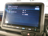 Bluetooth、AM、FM、スマートフォン接続ができます。