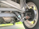 お車を安心してお乗りいただく為には、足回りの定期点検が欠かせません。サービスサポート(有償保証)では無料点検もご提供しており、安心のカーライフをお過ごしいただけるサポート体制が整っています。