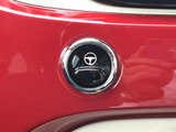 このスイッチを押せば、駐車時でもステアリングが軽くなるCITYモードとなります。