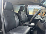 運転席も広々としており運転しやすい環境を実現しています☆