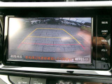 バックガイドモニターで、後方を確認しながら安心して駐車することができます。運転初心者も熟練者も必須の機能ですよ!