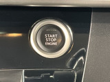 ワンプッシュでエンジンのスタート、ストップが出来て便利です。