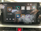 こちらはディスプレイオーディオですのでお持ちのスマートフォン等と連動することにより出来る事が増えます。よりポテンシャルを引き出す事ができますね!