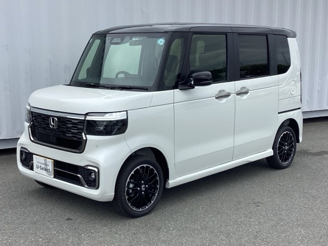 N-BOXカスタム ターボ コーディネートスタイル 2トーン 4WD 