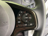 【アダプティブクルーズコントロール】高速道路での長距離走行が楽に!!自動で速度を保つクルーズコントロールが、衝突軽減システムと連携し、前方の車両を感知して車間を保つように速度調節してくれます!!