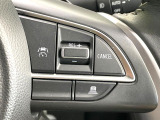 【アダプティブクルーズコントロール】高速道路での長距離走行が楽に!!自動で速度を保つクルーズコントロールが、衝突軽減システムと連携し、前方の車両を感知して車間を保つように速度調節してくれます!!