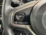 ステアリングにオーディオ操作スイッチが付いています。オーディオ画面に直接タッチしなくても操作が出来ますので、運転に集中できます。