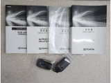 キーを取り出さずにドアを施錠&解錠。クルマの始動も可能です。