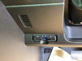 ETC付いてます。ETCが使用可能な道路通行料はキャッシュレスでスマートに走行できます。再セットアップして納車致します。