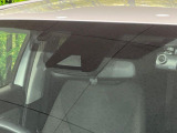 【トヨタセーフティセンス】走行中に前方の車両等を認識し、衝突しそうな時は警報とブレーキで衝突回避と被害軽減をアシスト。より安全にドライブをお楽しみいただけます。