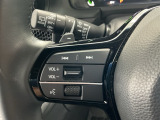 ステアリングリモコンは、運転中でも簡単に音量調整やチャンネル変更もできます!わき見運転防止にもつながるので安心です♪