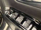 運転席から操作可能なパワーウィンドウ!