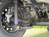 お車を安心してお乗りいただく為には、足回りの定期点検が欠かせません。サービスサポート(有償保証)では無料点検もご提供しており、安心のカーライフをお過ごしいただけるサポート体制が整っています。