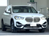 この度は弊社認定中古車をご覧いただき誠にありがとうございます。弊社はBMW 正規ディーラーですので遠方のお客様も安心してご購入下さい。ご不明な点がございましたらお気軽にお申し付けください。