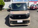 明るいLEDオートライト&LEDフォグランプ装備です
