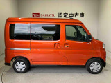 車両右側面からの写真になり。車をご覧になりたい時はお気軽に最寄りの店舗へご相談下さい。