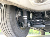 お車を安心してお乗りいただく為には、足回りの定期点検が欠かせません。サービスサポート(有償保証)では無料点検もご提供しており、安心のカーライフをお過ごしいただけるサポート体制が整っています。