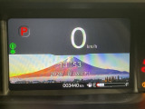 視認性の高いメーター回り。いろいろな情報も表示されます。